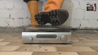Good Record Player crushing