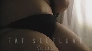 BBW Apron Belly Goddess Shares a Wobbly Mutual Masturbation with you