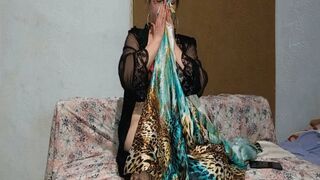 Crumpet blows her nose dirty MP4