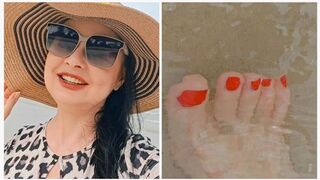 Good foot slut pedicures feet under water