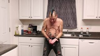 Trash Dick #19: Kitchen Cum Bust