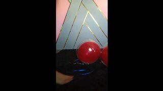 Bounced in a balloon with very sensual clothes and with my wrinkled soles visible (8)