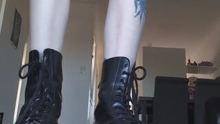 Tiny Crushing, Boots and Barefoot