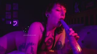 SUPER SLOPPY 22 INCH TENTACLE THROATFUCK