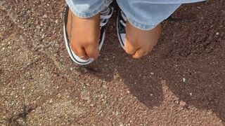 Converse walk
