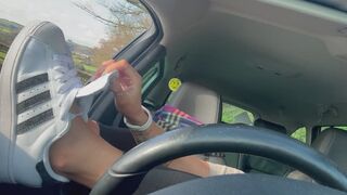 Superstar fun in the car