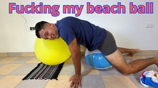 Fucking, beach ball