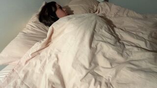 Tutorial of new silicone dolls fetish and having good time.