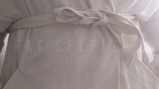 Stuffed, indulgent BBW who turns herself into the dessert