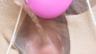 I stimulated her clitoris until she leaked.â£ï¸