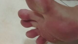 Bathroom Barefoot Close-Up â€“ Toe Movement & Detailed Foot Play