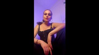 WORSHIP MY DIRTY HEELS