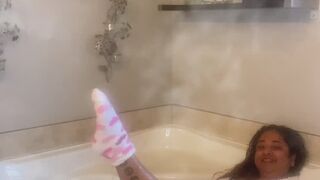 Wet Masala in the tub with socks
