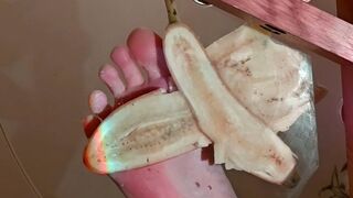 Barefoot Banana Crush on Glass - Slow Pressure POV