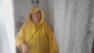 Shower & Rainwear Funplay While Wet