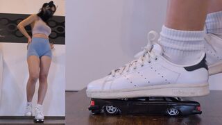 Melina Model Car Crush 5