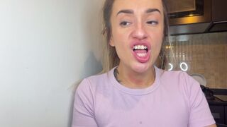 Shameless in the medic clinic wmv