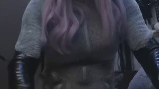 Kitty cat wanna purr for daddy