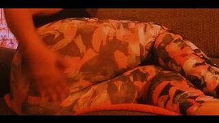 Bbw in leggings farts