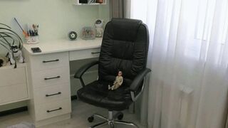 Sit on a chair with a doll and fart MP4 HD 720p