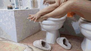 A Day Off in Her Slippers WMV