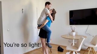 This guy lied about his height to get a date - so Amazon Joy proved him how light and tiny he is