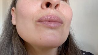 her sexy wet mouth welcome, saliva drooling m03