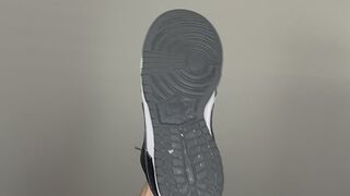 Shoe cleaning for goones