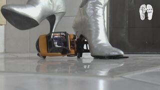 Toy Car under Overknees