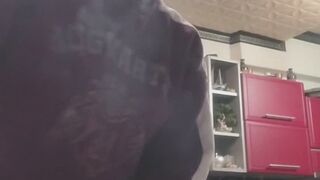 Smoke, dangling and ironing clothes whit Anna Sparkle