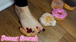 Donut Smash 4k | Ditria Rose - in slo-motion - crushes donuts beneath her feet, until they are nothing more than crumbs!