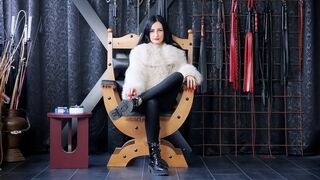 Furs, Boots And Smoking Part 1 (HDTVWMV) – Lady Amira