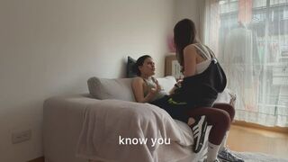 Dos lesbianas moliendo duro