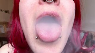 Your goth gf is sharing a smoke with you - Smoke and Mouth Fetish