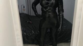 Black Rubberdoll ins ready