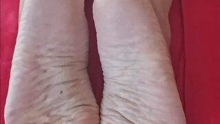 Worship and Cum on my Dry Soles
