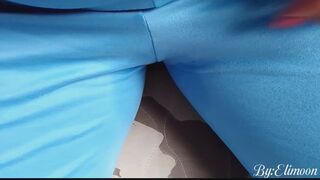 This woman's whole body is sweating. Look at her sweaty pussy.