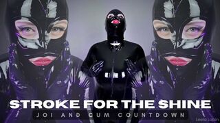 Leela Teases You with Her Latex Covered Curves and has You Stroke for the Shine