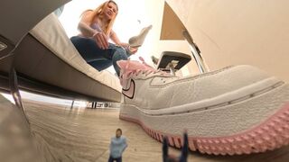 Skylar's Surprise Party With Special Effects 4K Version VR 360