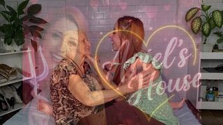 I KISSED THE MOUTH OF THIS HOT OLD WOMAN AND CAME A LOT FOR ARIEL AND DORINHA CAM FULL HD CLIP 1
