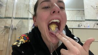 Fast food Full Throw Up