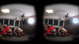 Jasmine Dlight & Fist Dude & Adelina Noir & Mistress Luciana - Extreme Deep Fisting Glove Orgy VR180