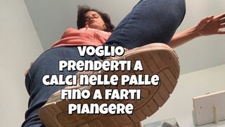 “Non dureresti 10 secondi davanti a me con queste sneakers”