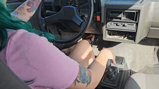 What's going on with this car?