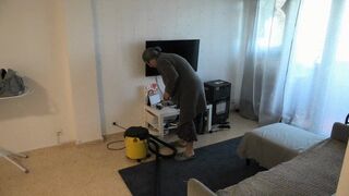 Old maid in red lipstick ORDER