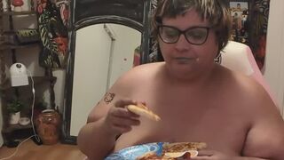 Eating half a pizza naked
