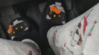 Luna aggressively pedal pumping in her hello kitty slippers