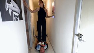 Danielle's Hallway Trample 9 (4K)