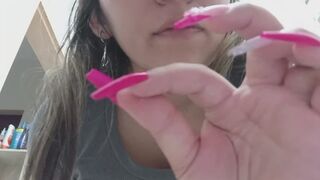 Lola and her green snot