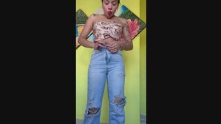 wet pants chloe